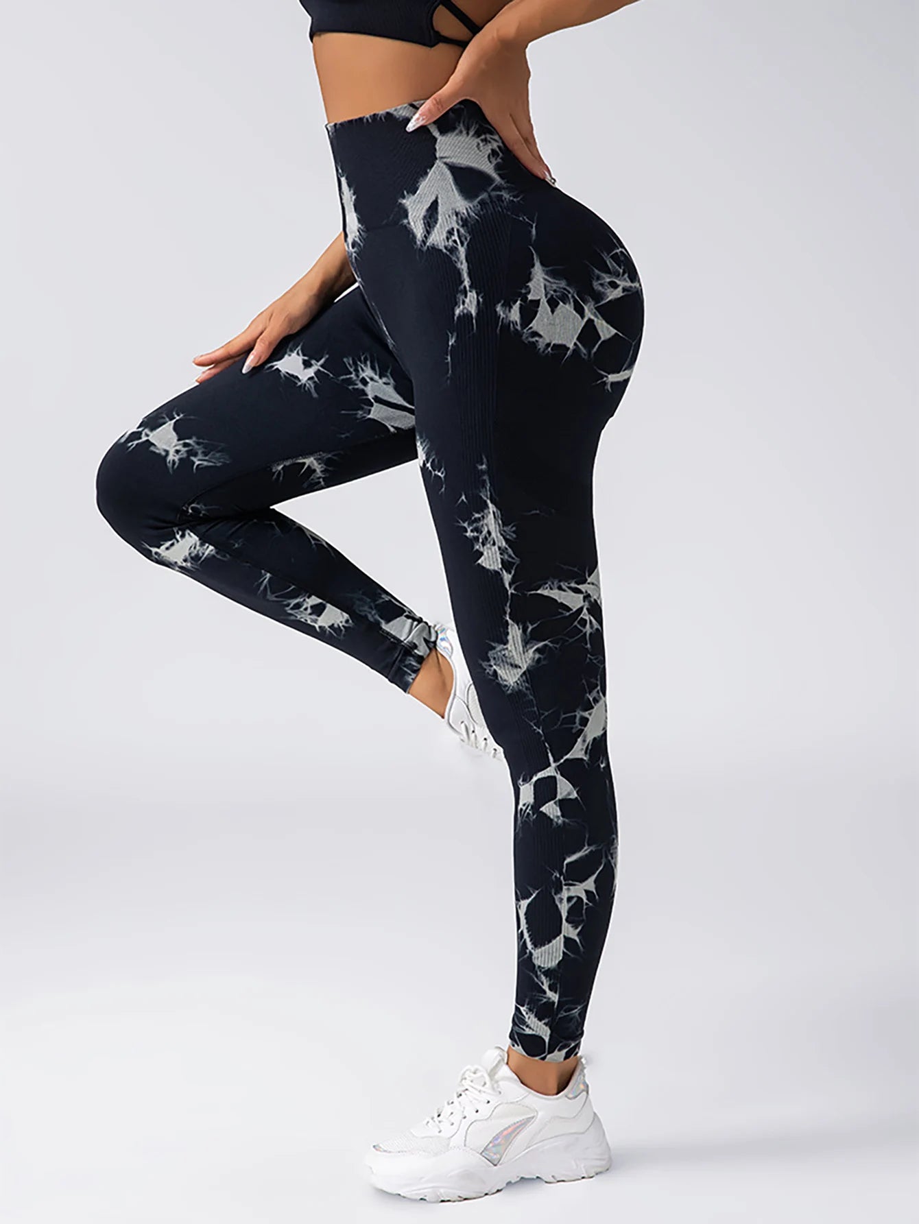 Tie Dye Scrunch Butt Leggings