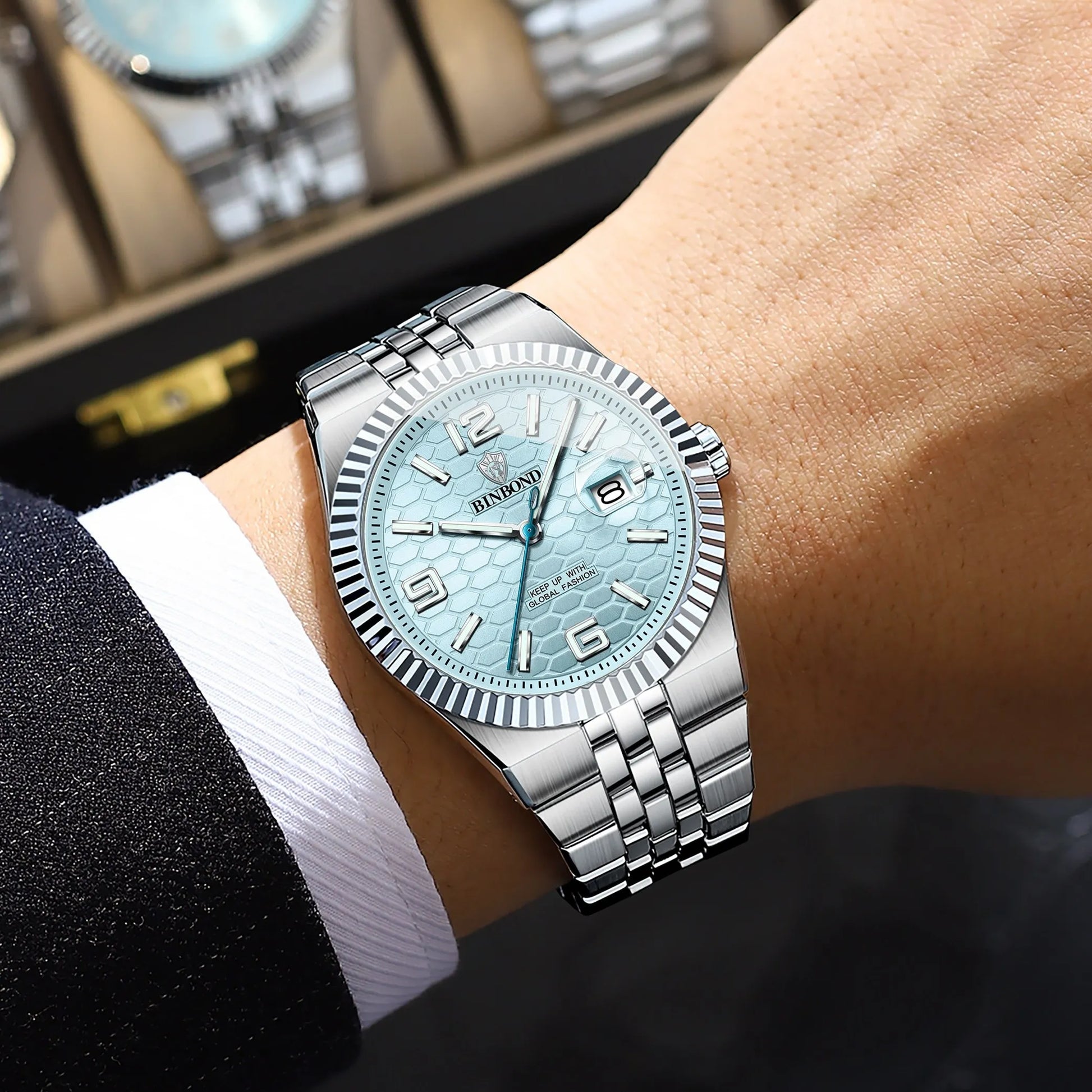 BinBond Aura watch.