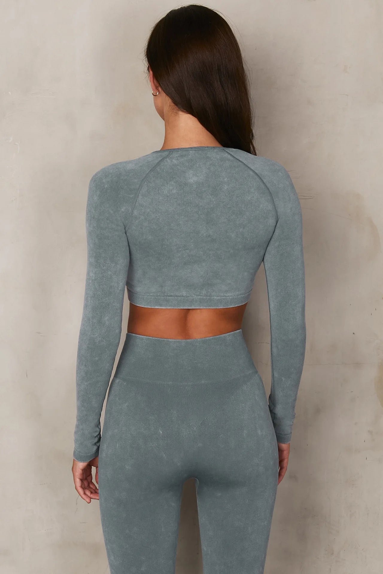 long-sleeve yoga set for women