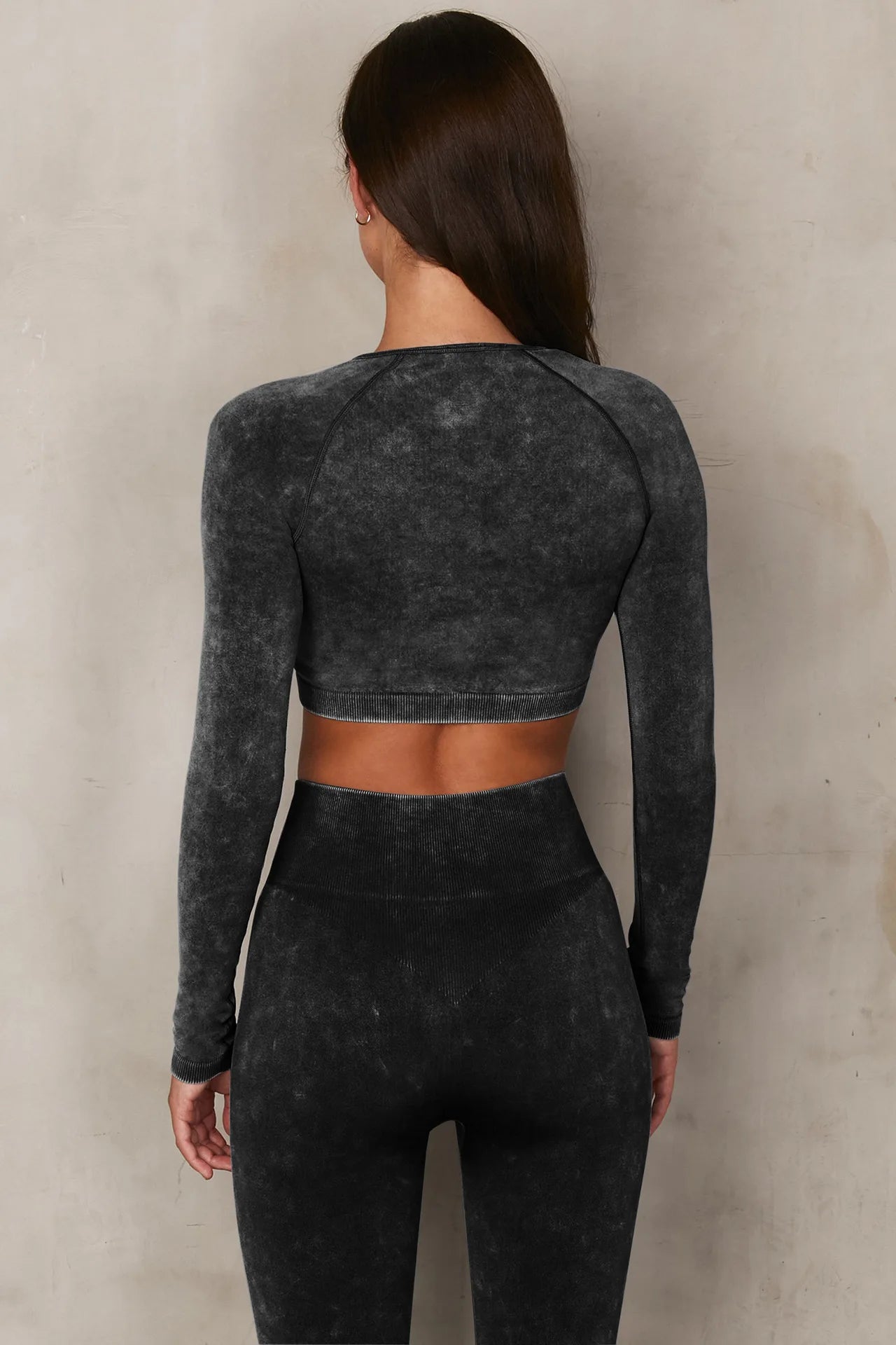 long-sleeve yoga set for women