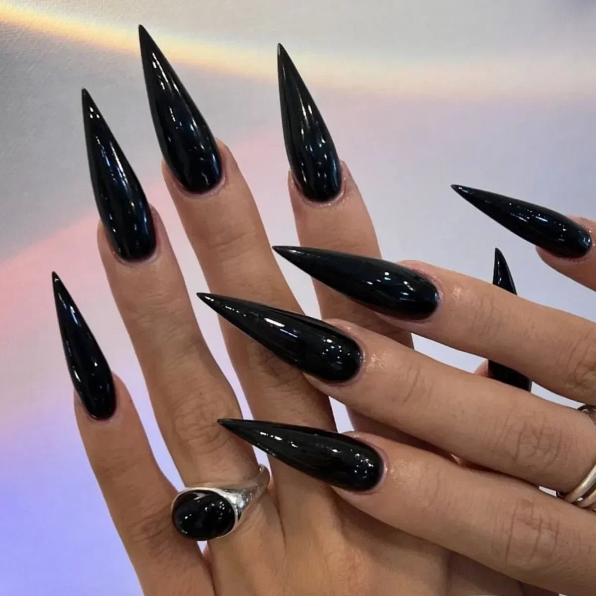 24Pc False Nails with Glue Almond Black Red Gradient Design Detachable Rhinestone Acrylic Fake Nail Long Stiletto Press on Nails