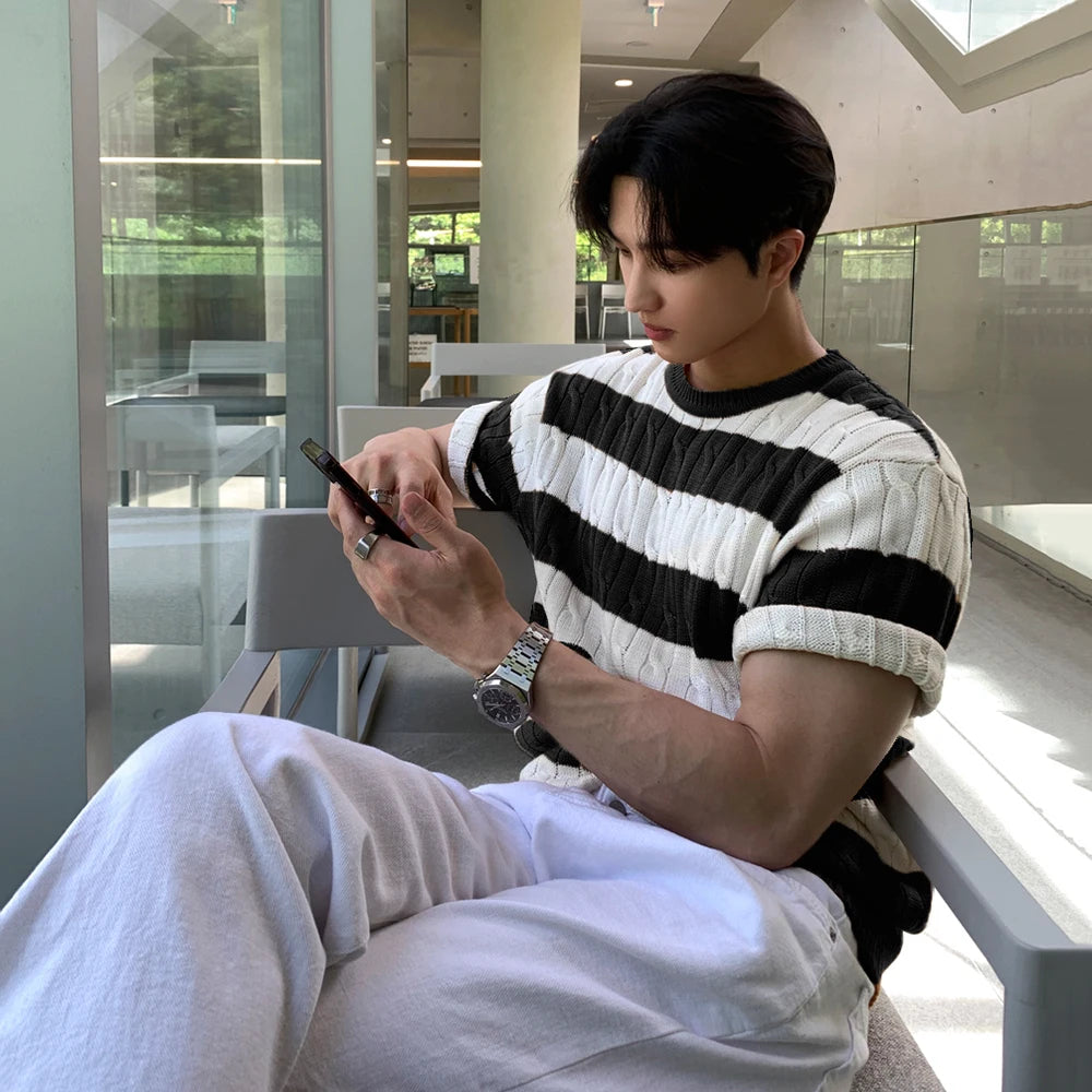 Summer Loose Men's Contract Color Striped Knitting T-shirt Korean Style Casual Round Neck Short Sleeved Male Tops 2024 Fashion