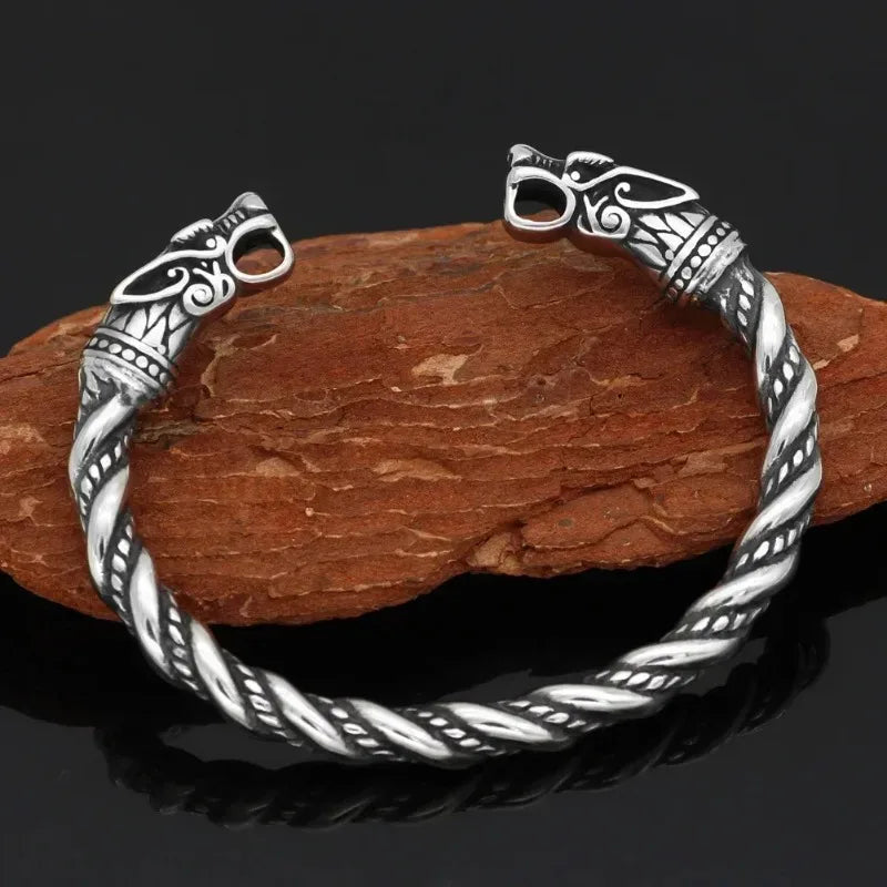 2025 Simple Twisted Bracelet for Men