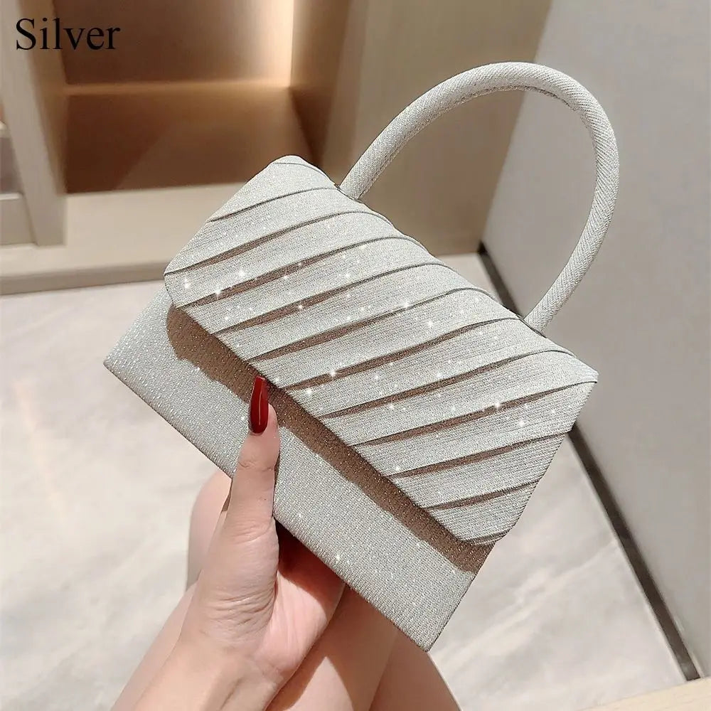 Elegant Gold Silk Evening Clutch: Women's Fashion Banquet Purse with Chain Shoulder Strap